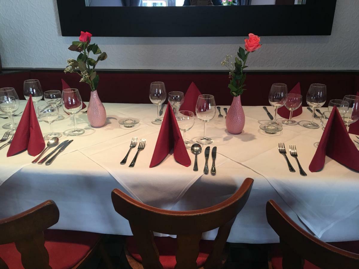 Eppstein Hotel Zum Taunus מראה חיצוני תמונה