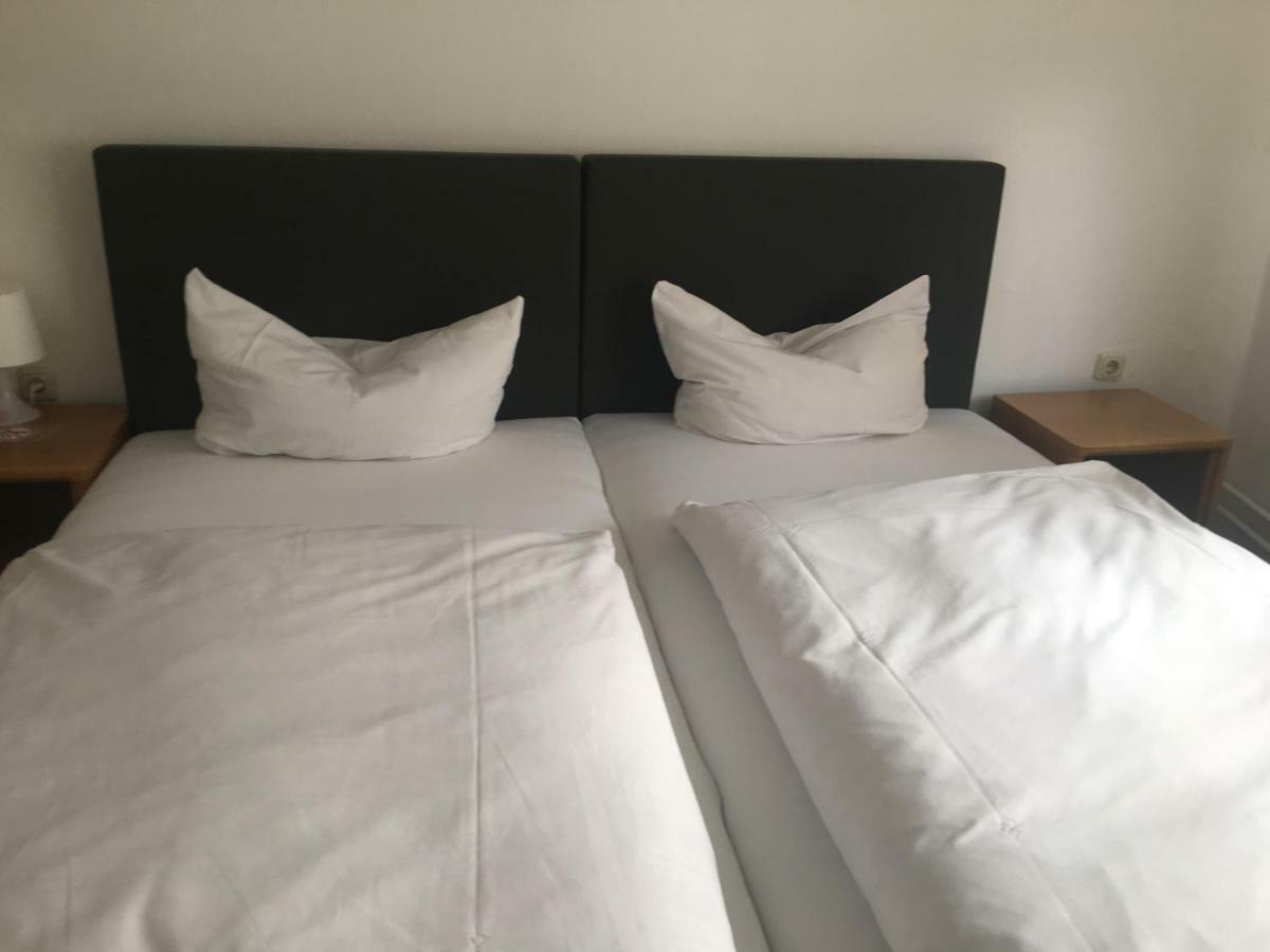 Eppstein Hotel Zum Taunus מראה חיצוני תמונה