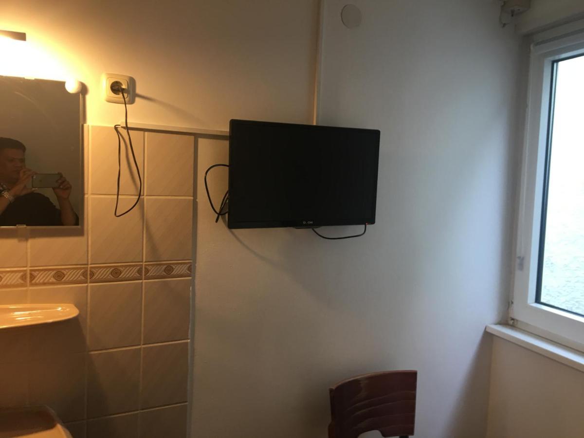 Eppstein Hotel Zum Taunus מראה חיצוני תמונה